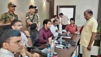 सख़्ती के बावजूद निजी संस्थानों के हौसले बुलंद