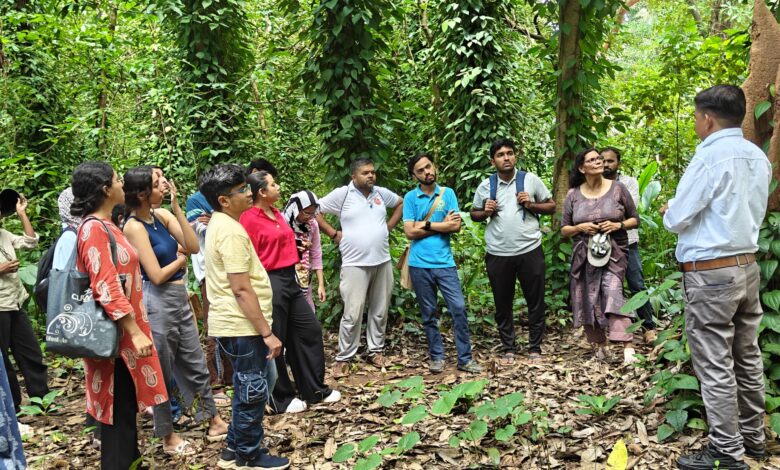 भारत निर्माण यात्रा के यायावरों ने बस्तर में देखा जमीनी नवाचार का अद्वितीय मॉडल