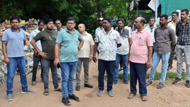 आयुक्त राजीव पाण्डेय ने प्रगति मार्केट सहित कई विकास कार्यों का किया निरीक्षण, दुकानों के संचालन में लाई जाएगी तेजी आयुक्त राजीव पाण्डेय ने प्रगति मार्केट सहित कई विकास कार्यों का किया निरीक्षण, दुकानों के संचालन में लाई जाएगी तेजी