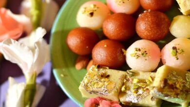 बहू को बदनाम करने की सजा, ससुरालियों ने मिठाई से लगाया ठिकाने, पुलिस ने तीनों आरोपियों को किया गिरफ्तार