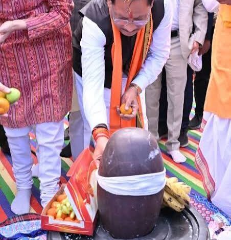 मुख्यमंत्री विष्णुदेव साय ने महाशिवरात्रि की प्रदेशवासियों को दी शुभकामनाएँ मुख्यमंत्री विष्णुदेव साय ने महाशिवरात्रि की प्रदेशवासियों को दी शुभकामनाएँ