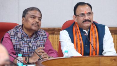 पीएम राहत योजना के तहत सड़क दुर्घटना पीड़ितों को कैशलेस उपचार की सुविधा, केंद्रीय परिवहन मंत्री नितिन गडकरी ने ली वर्चुअल बैठक….. पीएम राहत योजना के तहत सड़क दुर्घटना पीड़ितों को कैशलेस उपचार की सुविधा, केंद्रीय परिवहन मंत्री नितिन गडकरी ने ली वर्चुअल बैठक…..