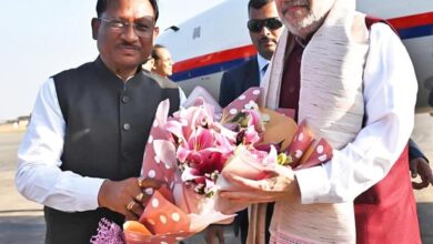 तीन दिवसीय छत्तीसगढ़ दौरे पर पहुंचे केंद्रीय गृह एवं सहकारिता मंत्री अमित शाह : मुख्यमंत्री विष्णुदेव साय ने स्वामी विवेकानंद विमानतल पर किया आत्मीय स्वागत…..
