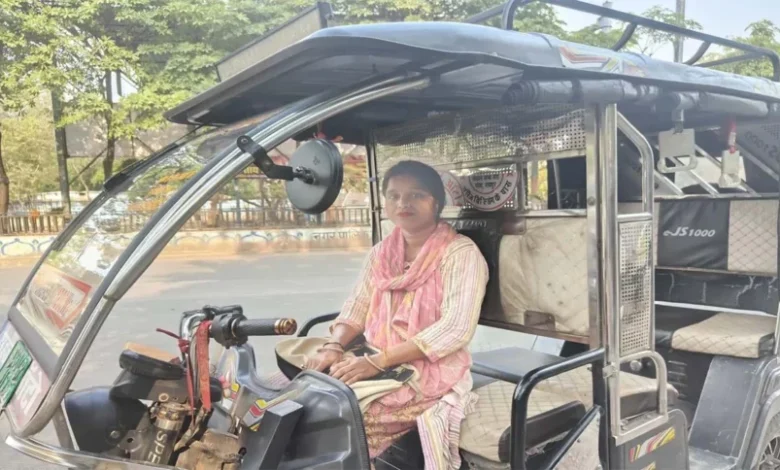 श्रम विभाग की योजनाओं से श्रमिक बनेंगे आत्मनिर्भर, मिलेगा स्वरोजगार का अवसर, दीदी ई-रिक्शा एवं ई-रिक्शा सहायता योजना से होगा श्रमिकों का सर्वांगीण विकास…..