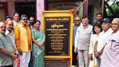 उद्योग मंत्री लखनलाल देवांगन ने तिलक नगर में बाउण्ड्रीवाल निर्माण कार्य का किया भूमिपूजन….