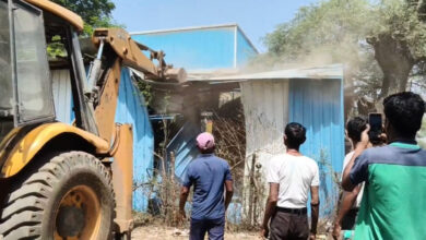 जिला प्रशासन द्वारा अतिक्रमण हटाने की गई कार्रवाई की गई, ग्राम समोदा में हटाया गया अवैध कब्जा….