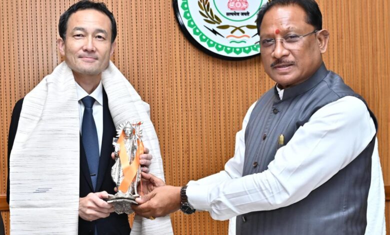 मुख्यमंत्री विष्णु देव साय से जापान दूतावास के राजनीतिक मामलों के मंत्री आबे नोरिआकि ने की सौजन्य मुलाकात…..