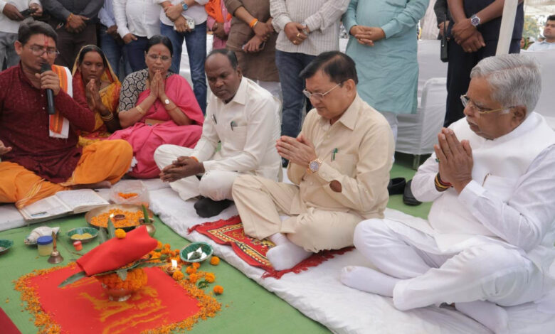 मंत्री लखन लाल के मुख्य आतिथ्य में गोपालपुर में नए औद्योगिक क्षेत्र का हुआ भूमिपूजन…. मंत्री लखन लाल के मुख्य आतिथ्य में गोपालपुर में नए औद्योगिक क्षेत्र का हुआ भूमिपूजन….