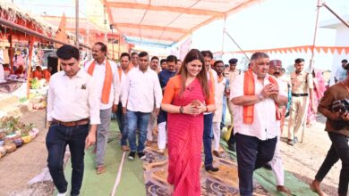 पर्यटन एवं संस्कृति मंत्री राजेश अग्रवाल कवर्धा के जानकी वन धाम शिवालय में आयोजित प्राण-प्रतिष्ठा समारोह में हुए शामिल…..