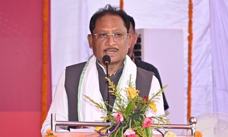 जनता की सेवा ही हमारा कर्तव्य, सुशासन तिहार जनविश्वास का माध्यम : मुख्यमंत्री विष्णु देव साय जनता की सेवा ही हमारा कर्तव्य, सुशासन तिहार जनविश्वास का माध्यम : मुख्यमंत्री विष्णु देव साय