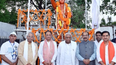 सुशासन तिहार 2026: मुख्यमंत्री विष्णु देव साय ने किया मुंगेली नगर के चौक-चौराहों में स्थापित प्रतिमाओं का अनावरण….. सुशासन तिहार 2026: मुख्यमंत्री विष्णु देव साय ने किया मुंगेली नगर के चौक-चौराहों में स्थापित प्रतिमाओं का अनावरण…..