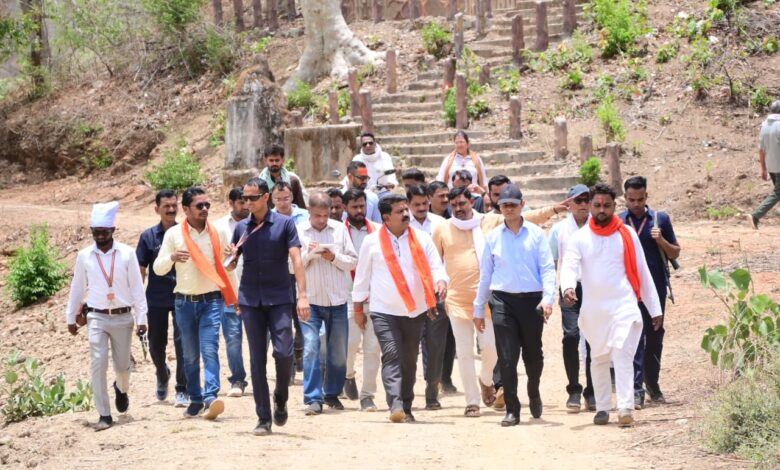 उप मुख्यमंत्री विजय शर्मा ने भोरमदेव कॉरिडोर निर्माण का किया निरीक्षण, बैठक लेकर की प्रगति की गहन समीक्षा…. उप मुख्यमंत्री विजय शर्मा ने भोरमदेव कॉरिडोर निर्माण का किया निरीक्षण, बैठक लेकर की प्रगति की गहन समीक्षा….
