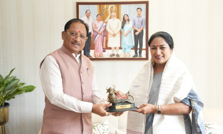 नई दिल्ली में मुख्यमंत्री विष्णु देव साय ने दिल्ली की मुख्यमंत्री रेखा गुप्ता से की सौजन्य भेंट…. नई दिल्ली में मुख्यमंत्री विष्णु देव साय ने दिल्ली की मुख्यमंत्री रेखा गुप्ता से की सौजन्य भेंट….