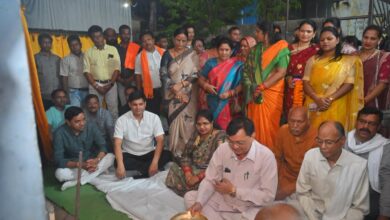 उद्योग मंत्री लखनलाल देवांगन ने विभिन्न वार्डों में 1.80 करोड़ के विकास कार्यों का किया भूमिपूजन और लोकार्पण….