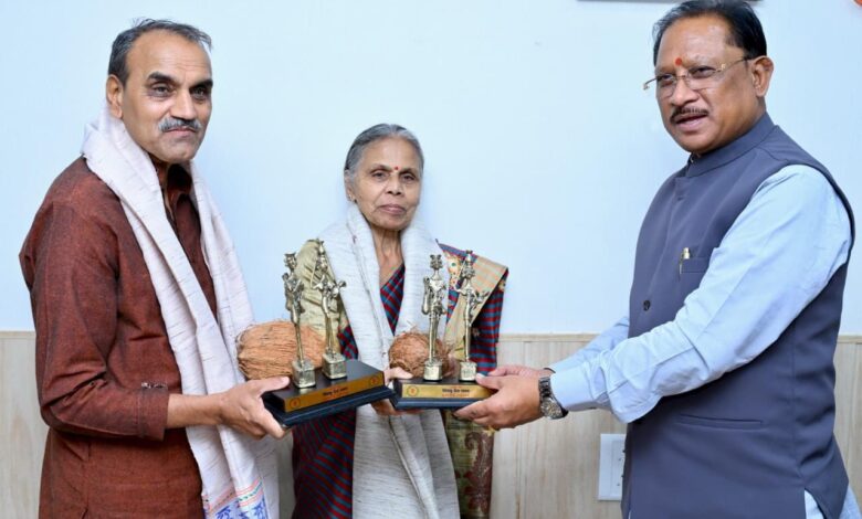 ’बस्तर और जनजातीय समाज के लिए चार दशक का समर्पण मानवता की असाधारण मिसाल: मुख्यमंत्री विष्णुदेव साय’….. ’बस्तर और जनजातीय समाज के लिए चार दशक का समर्पण मानवता की असाधारण मिसाल: मुख्यमंत्री विष्णुदेव साय’…..