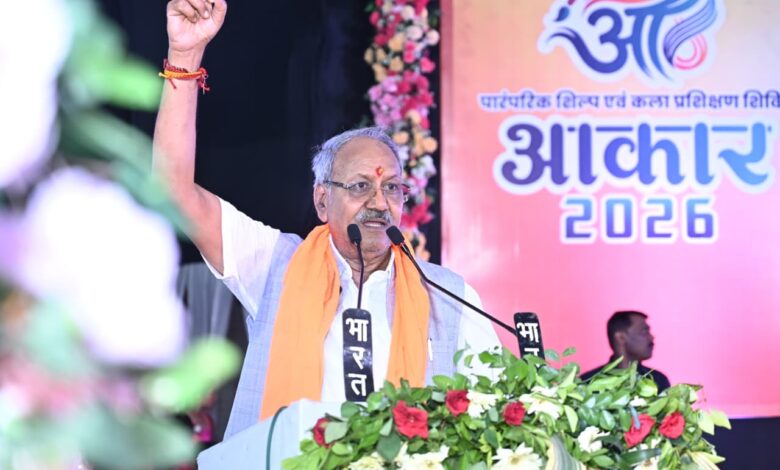 नई पीढ़ी को संस्कृति, कला और लोक परंपराओं की जानकारी देना समय की आवश्यकता है – सांसद बृजमोहन अग्रवाल…. नई पीढ़ी को संस्कृति, कला और लोक परंपराओं की जानकारी देना समय की आवश्यकता है – सांसद बृजमोहन अग्रवाल….