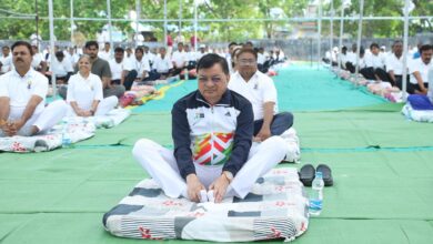 योग से शारीरिक व मानसिक विकास होता है, इसे जीवन में अपनाएं – मंत्री लखनलाल देवांगन….. योग से शारीरिक व मानसिक विकास होता है, इसे जीवन में अपनाएं – मंत्री लखनलाल देवांगन…..